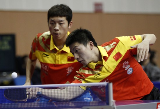 持和耐心的 持和耐心的