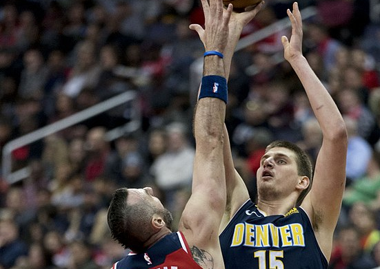 行为更顽固 行为更顽固